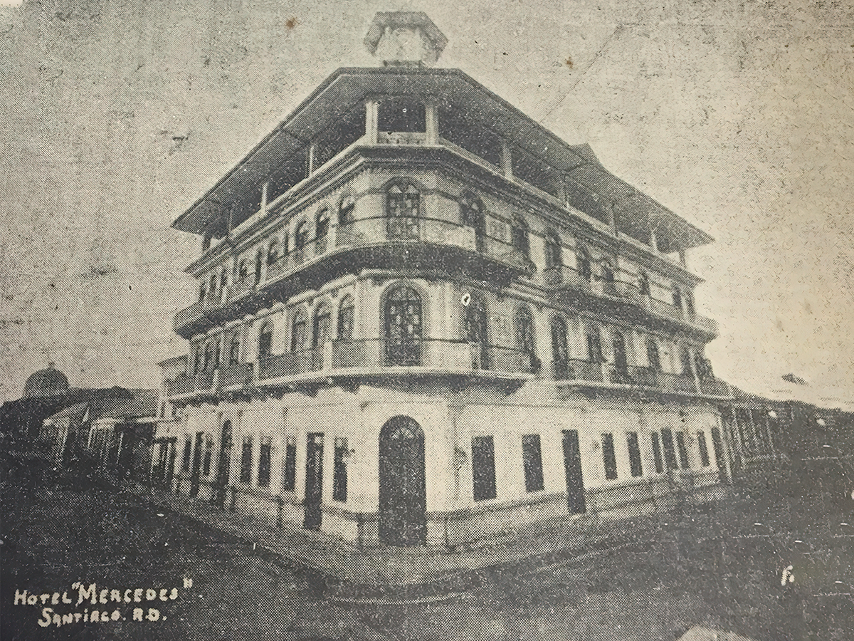 Vista histórica del Hotel Mercedes